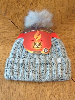 NWT Heat Holders Grey Pom Pom Beanie